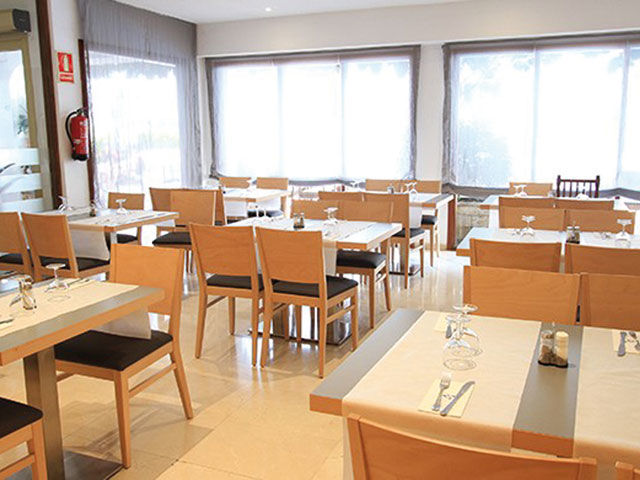 Hotel Garbi Park & Aquasplash Lloret de Mar Exterior photo